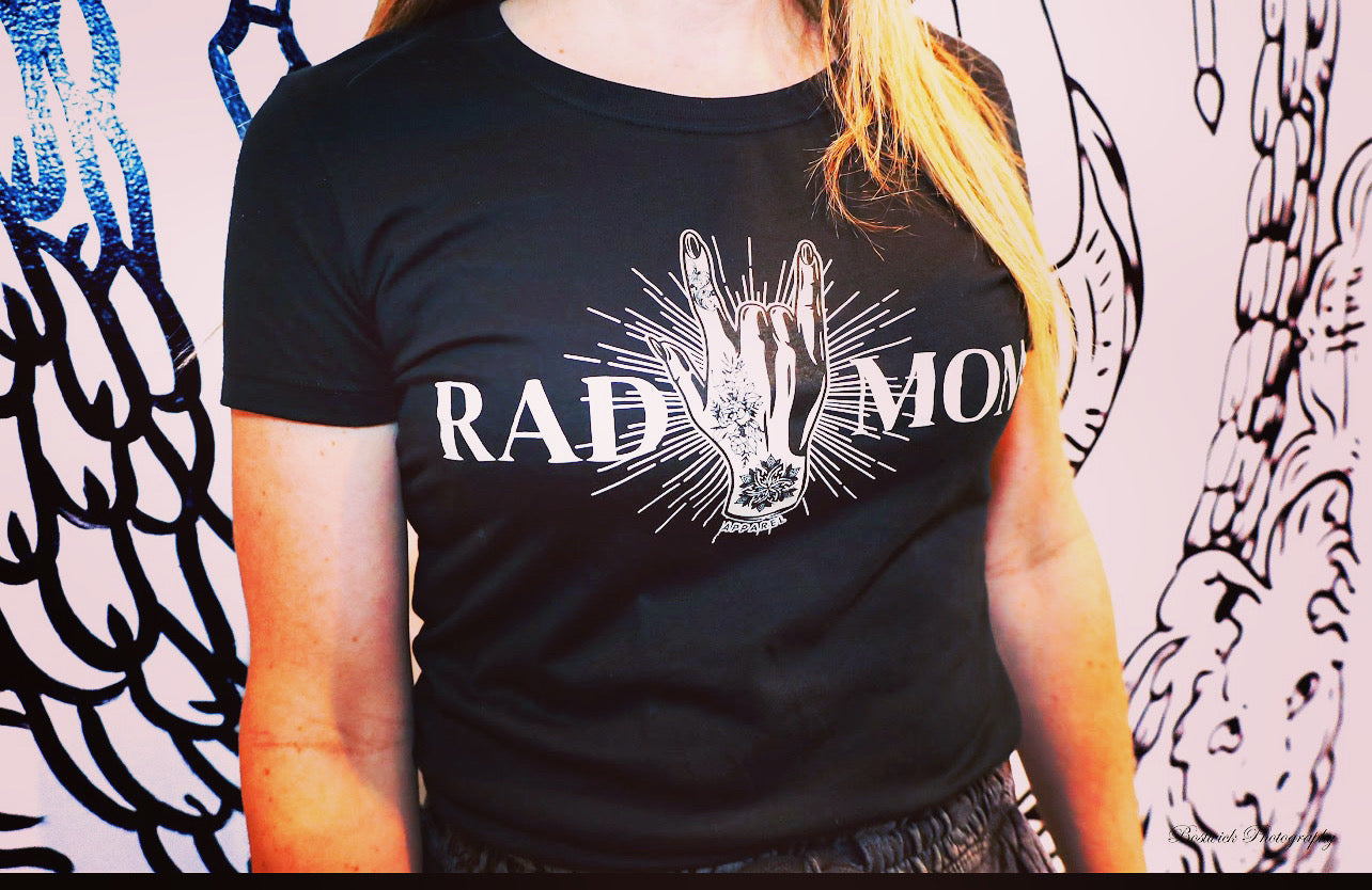 Fitted Tee